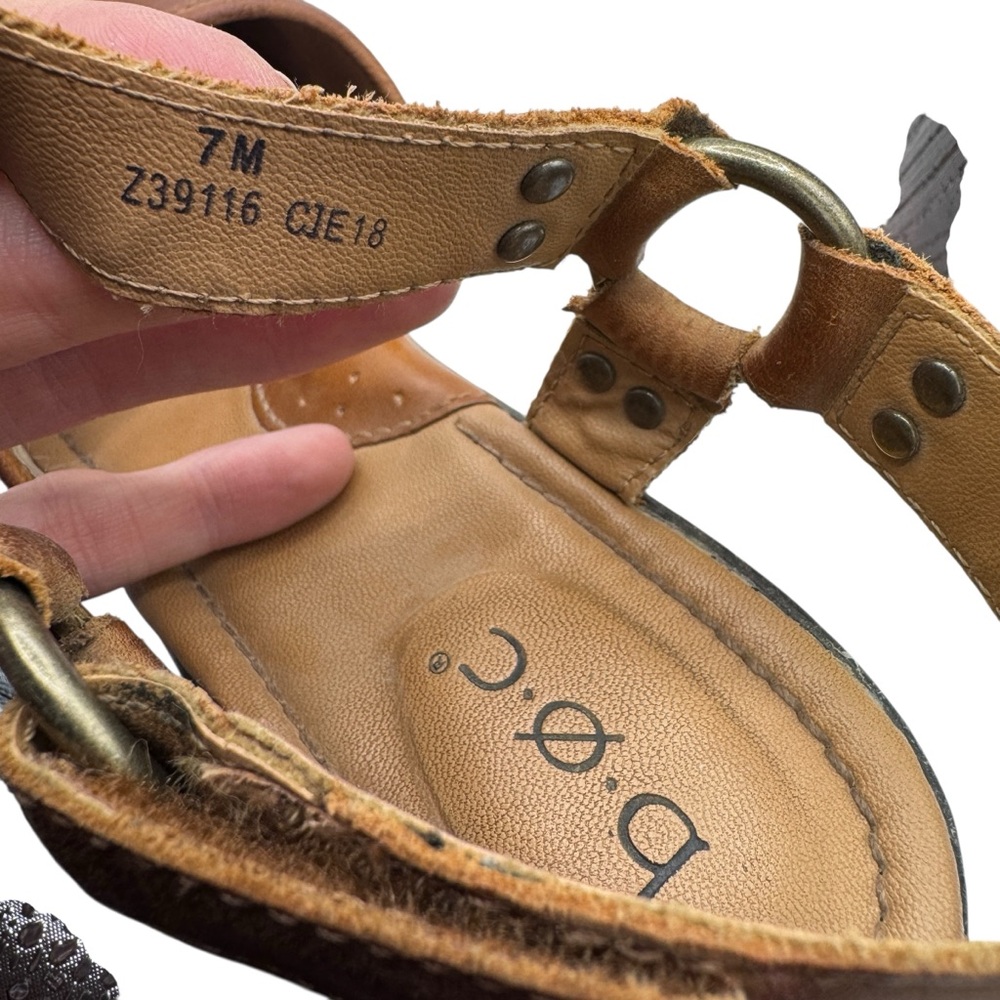 boc Brown Leather Women's Wedge Sandals - Size 7 - Picture 11 of 11